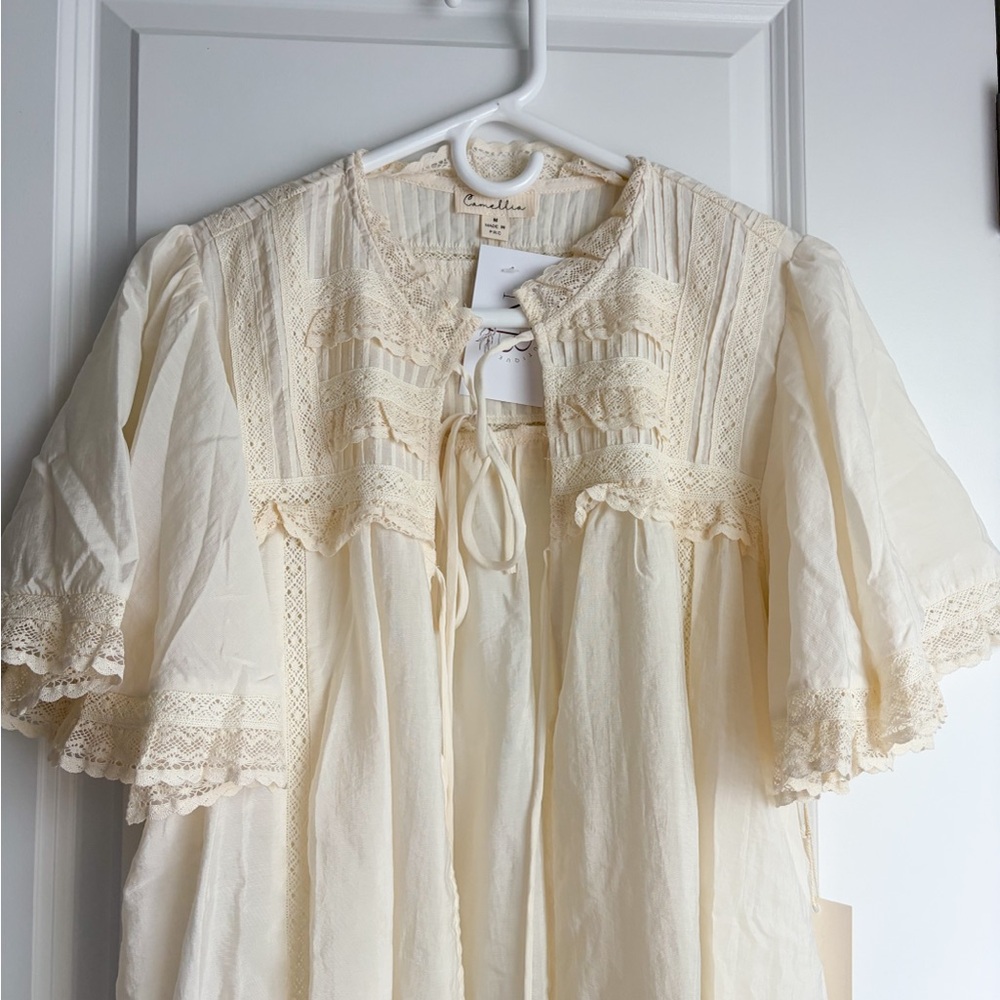 NWT Camellia Cream Lace-Trim Nightgown Chemise Robe - Picture 5 of 8